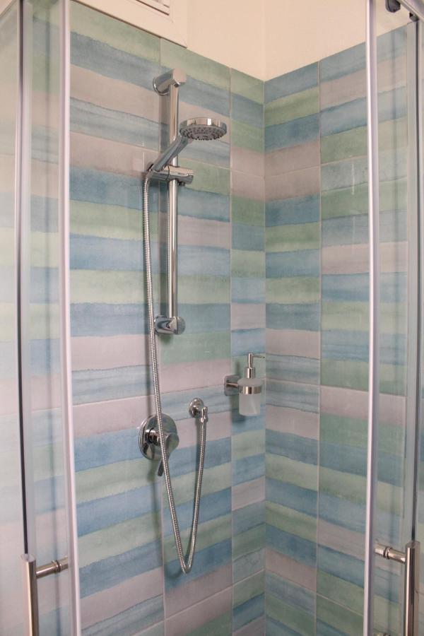 Giobo Rooms シニスコーラ エクステリア 写真